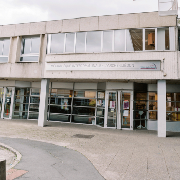 médiathèque arche guédon, à Torcy