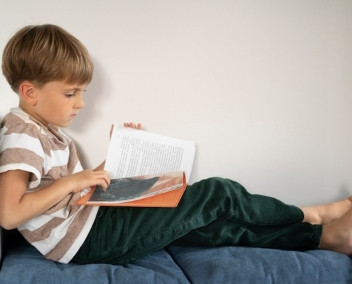 vers l'article sur les premières lectures