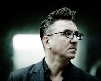 Vers l'article sur Richard Hawley